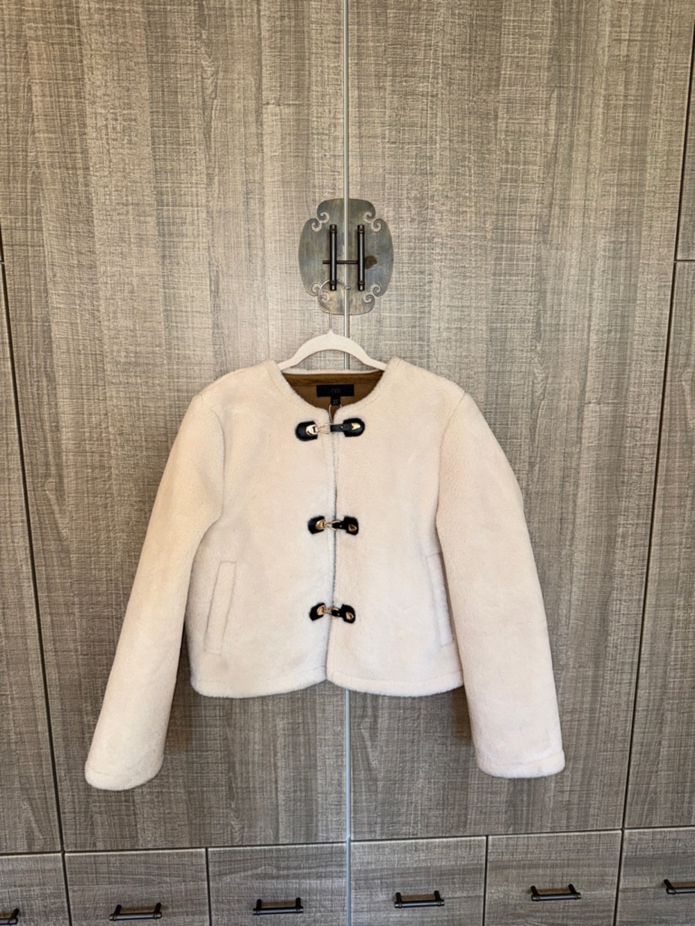 Zara Faux Shearling Jacket With‎ Fireman-Style Lobster Clasps - Picture 14 of 17